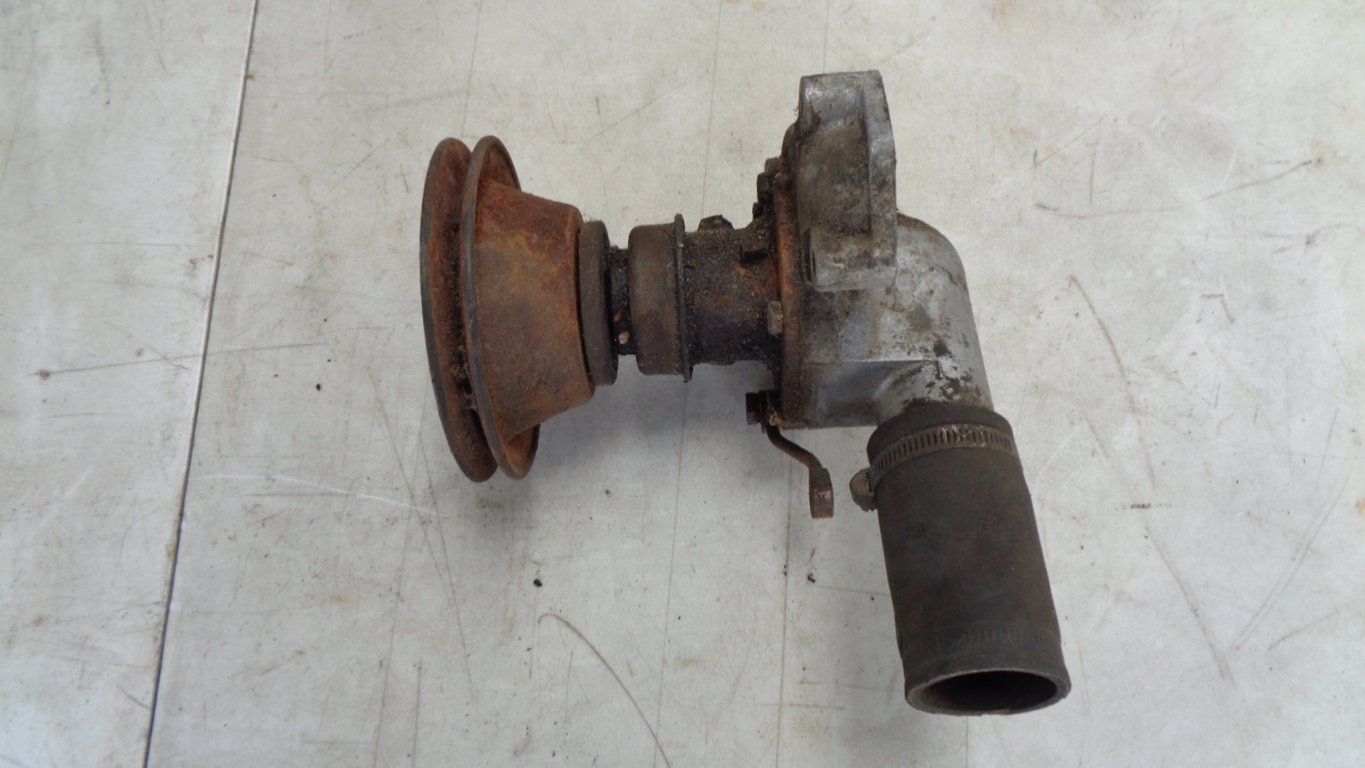 Wasserpumpe mit Wasserpumpengehäuse für Mercedes Ponton W121, 190SL – Bild 6