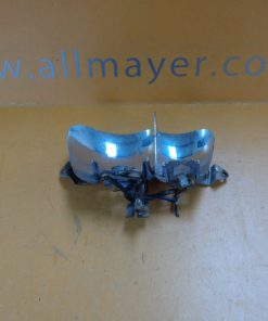 Lampenfassung f. Nebellampe und Blinker links für Mercedes W110 Heckflosse