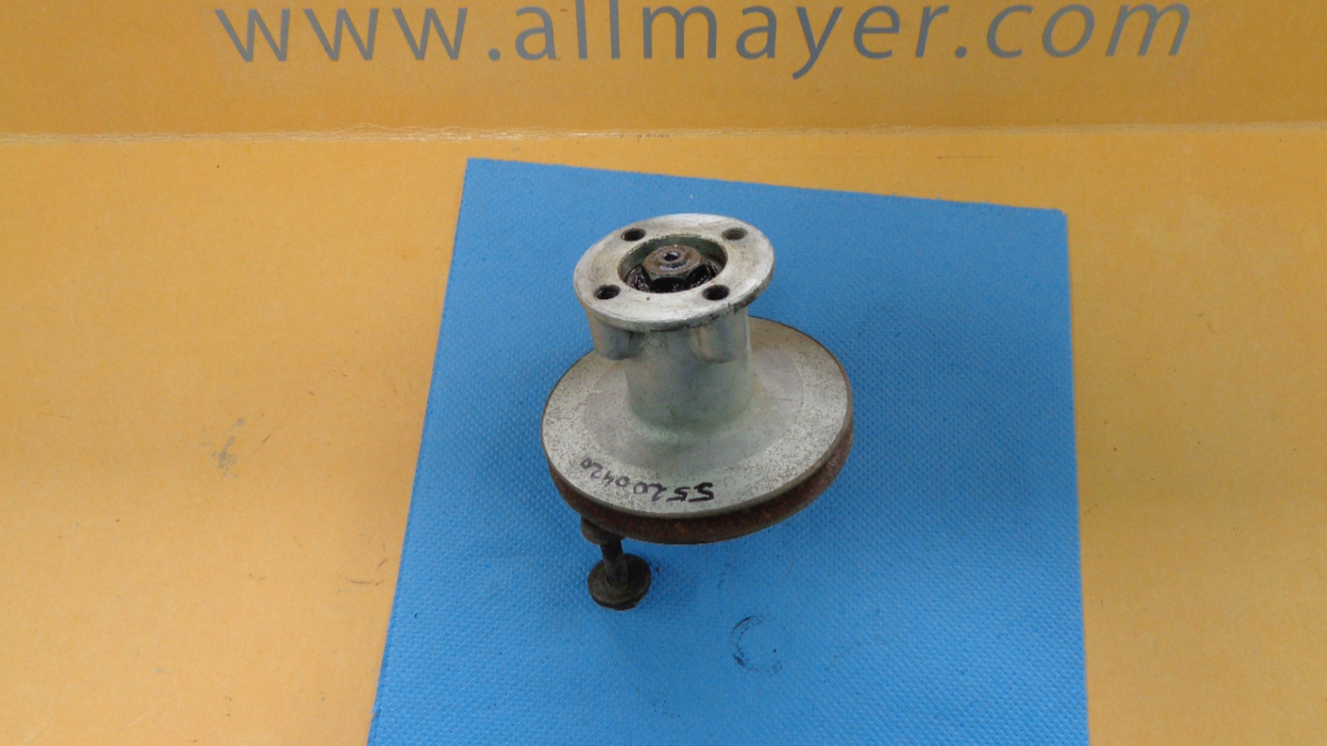 Riemscheibe für Mercedes W110 OM621 – Bild 2