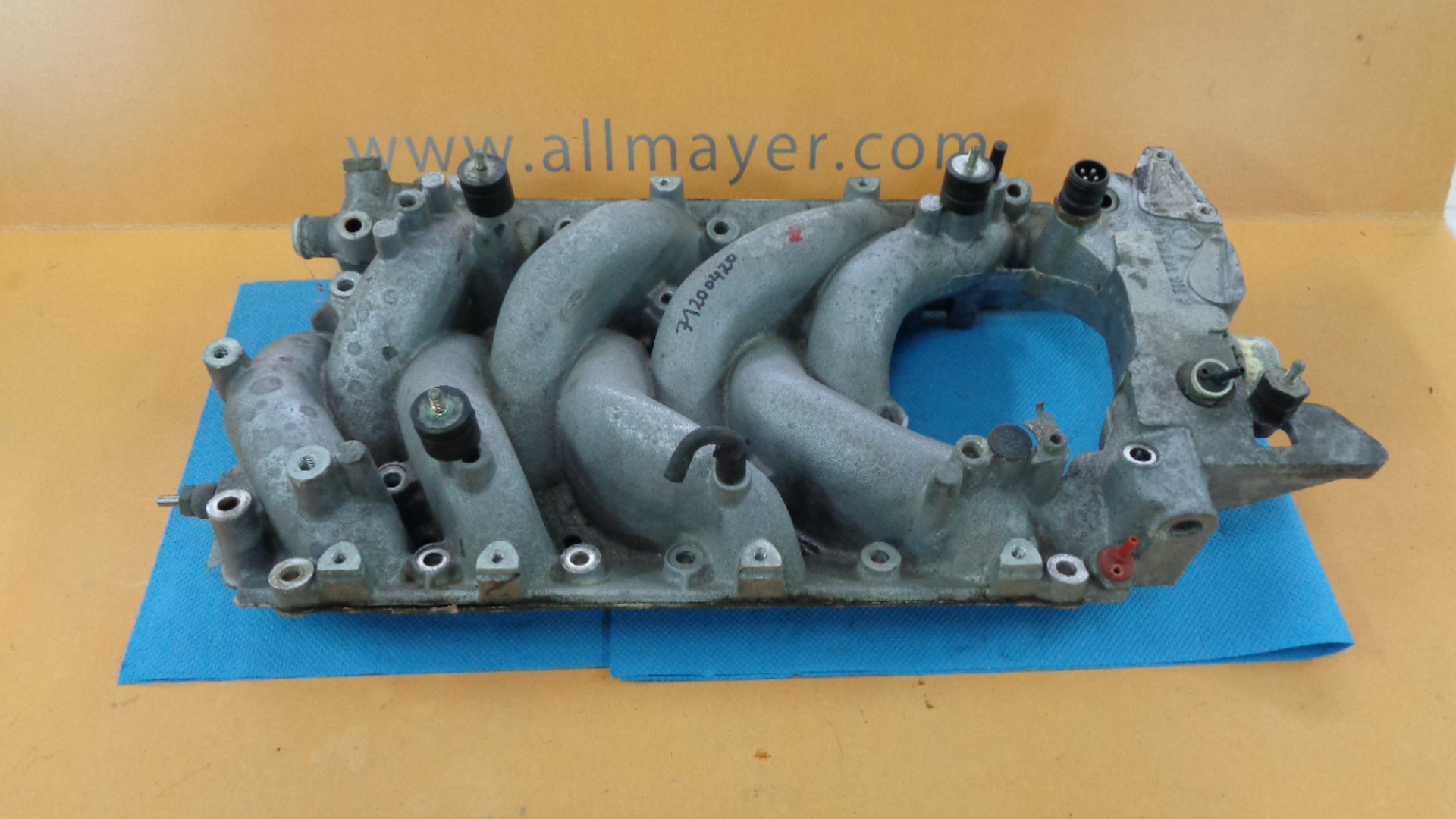 Ansaugbrücke für Mercedes Benz 420SE, W126, R107, R116 V8