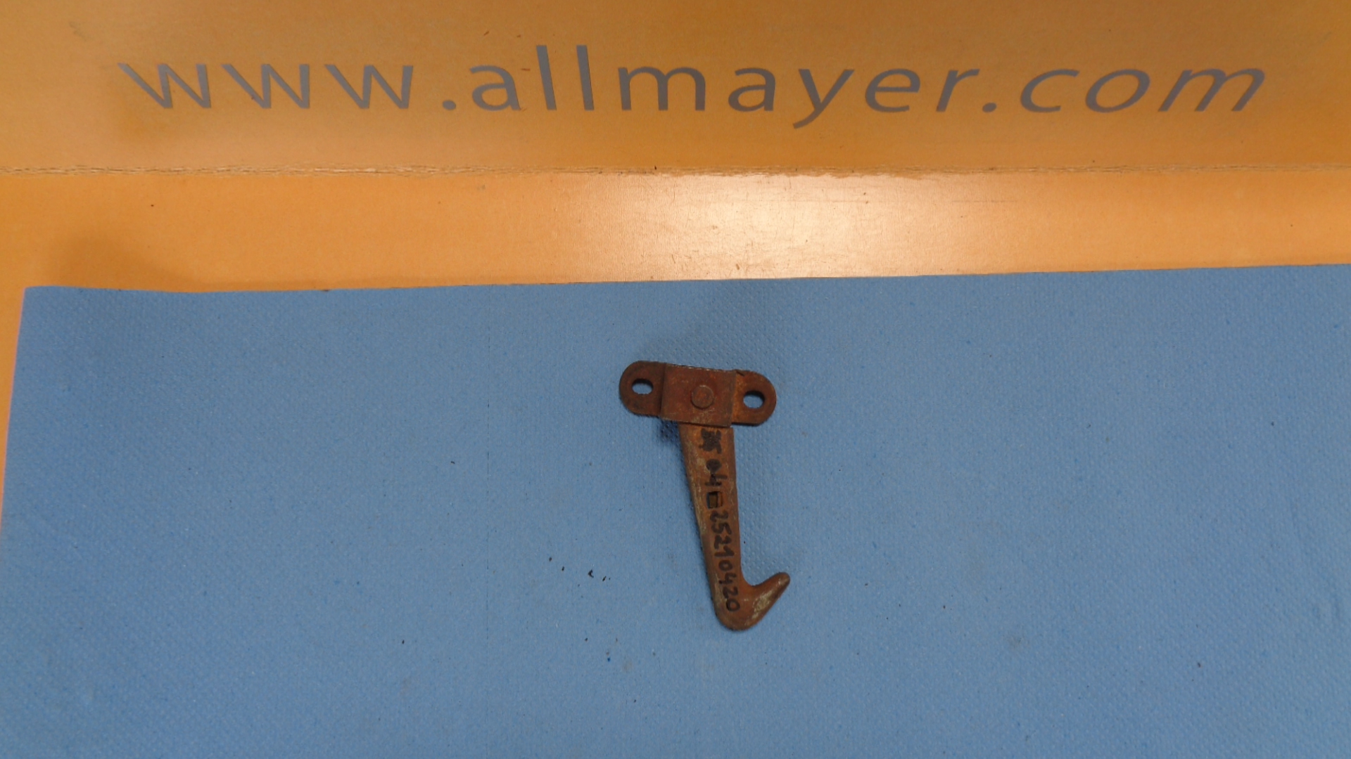 Sicherungshaken rechts an Motorhaube f. Mercedes 170 S, Sb, AC, SBC, Sb, DS, 220, BC, W136, W187 – Bild 2