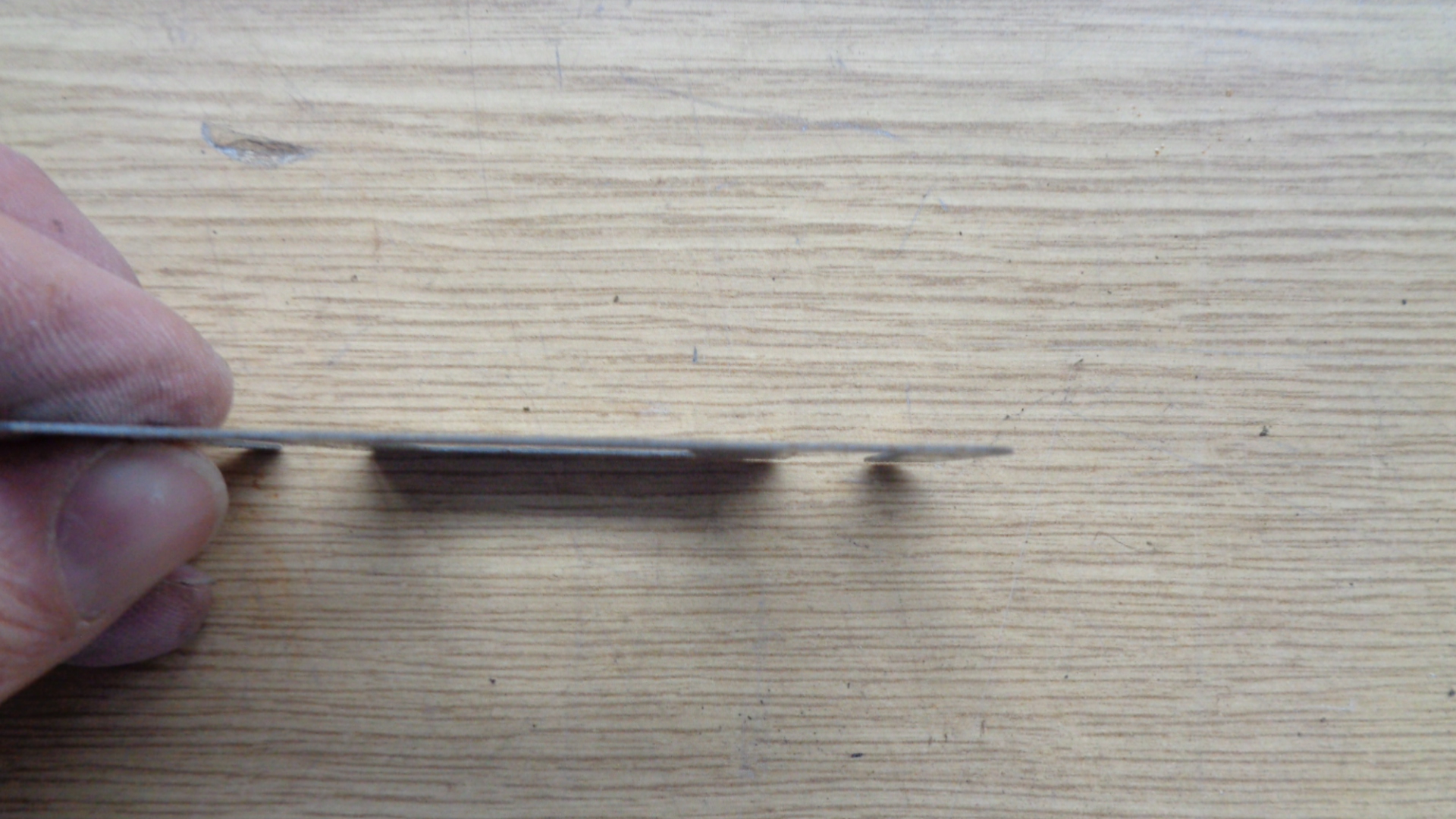 Platte zur Unterlegung der Schließöse für Mercedes W116, W123, W126 R/C107 usw. – Bild 3