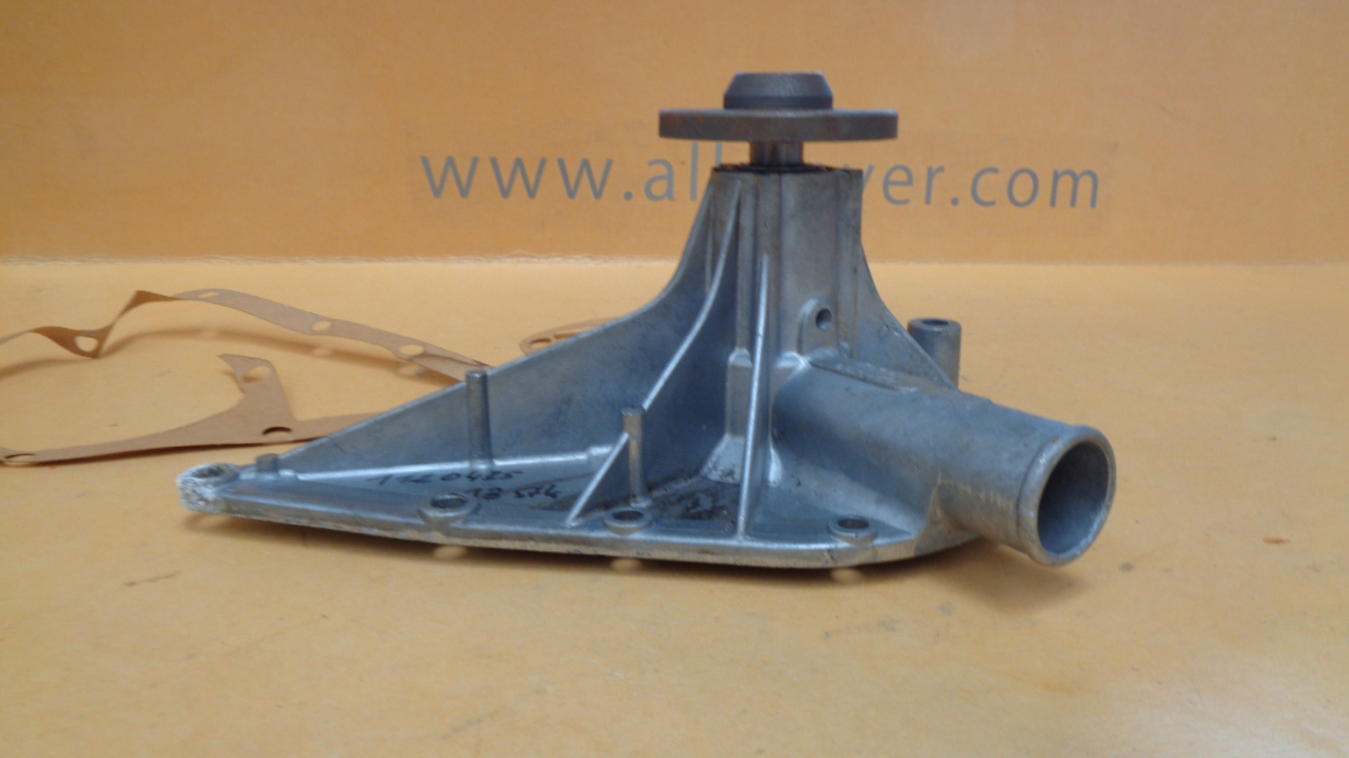 Wasserpumpe für viele Hillman Modelle – Bild 5
