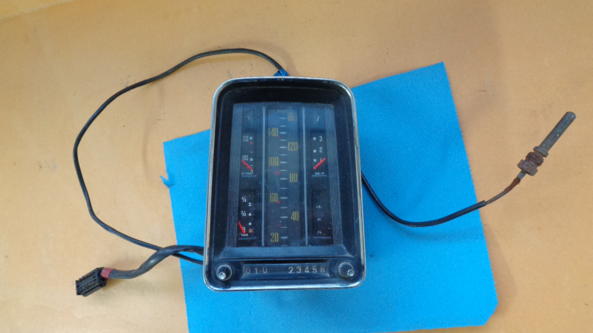 Tacho, Kombiinstrument für Mercedes Heckflosse W110 – Bild 2