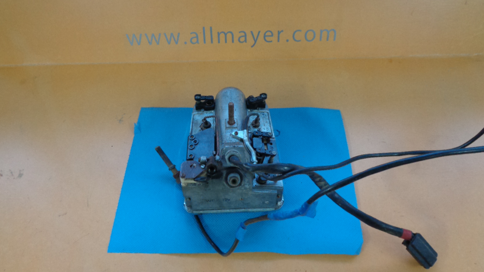 Tacho, Kombiinstrument für Mercedes Heckflosse W110 – Bild 4