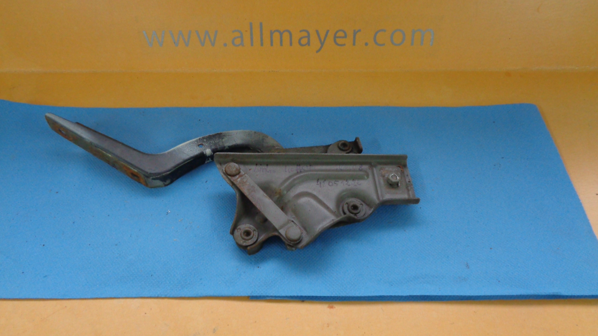 Heckdeckelschanier links für Mercedes W108, W109