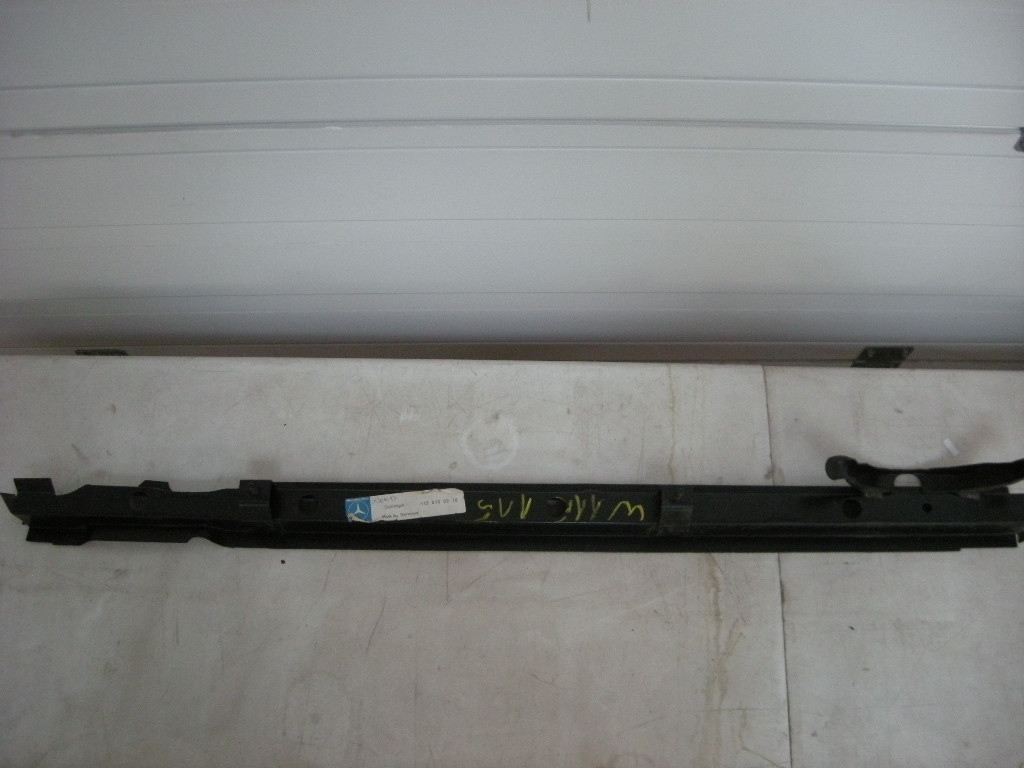 Querträger hinten, Mercedes W115 /8 – Bild 2