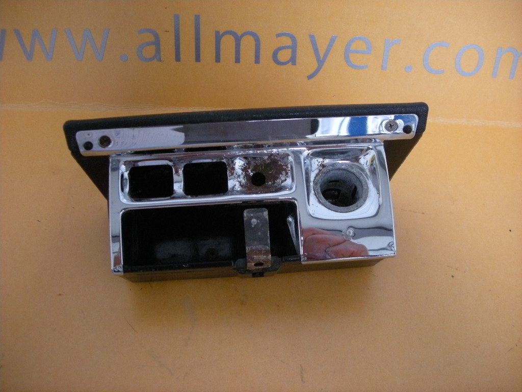 Aschenbecher für Mercedes W123 – Bild 2