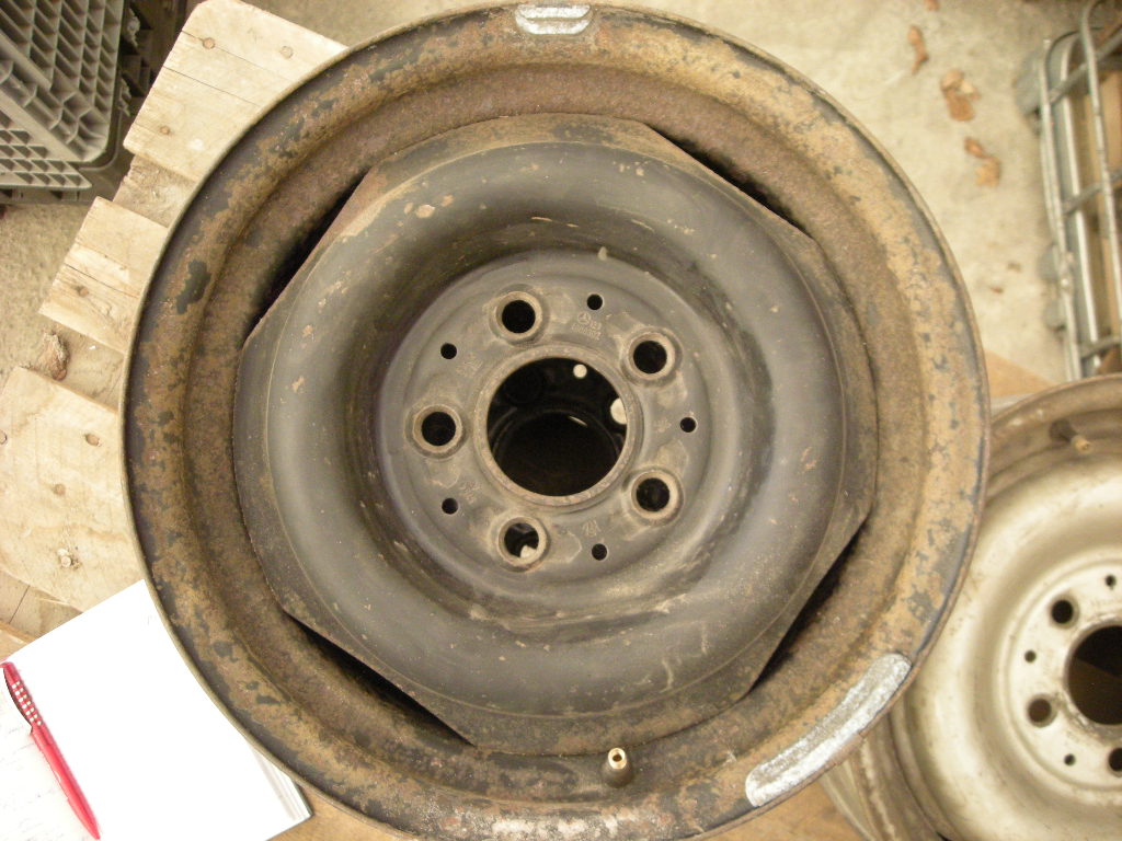 Stahlfelge für Mercedes W123