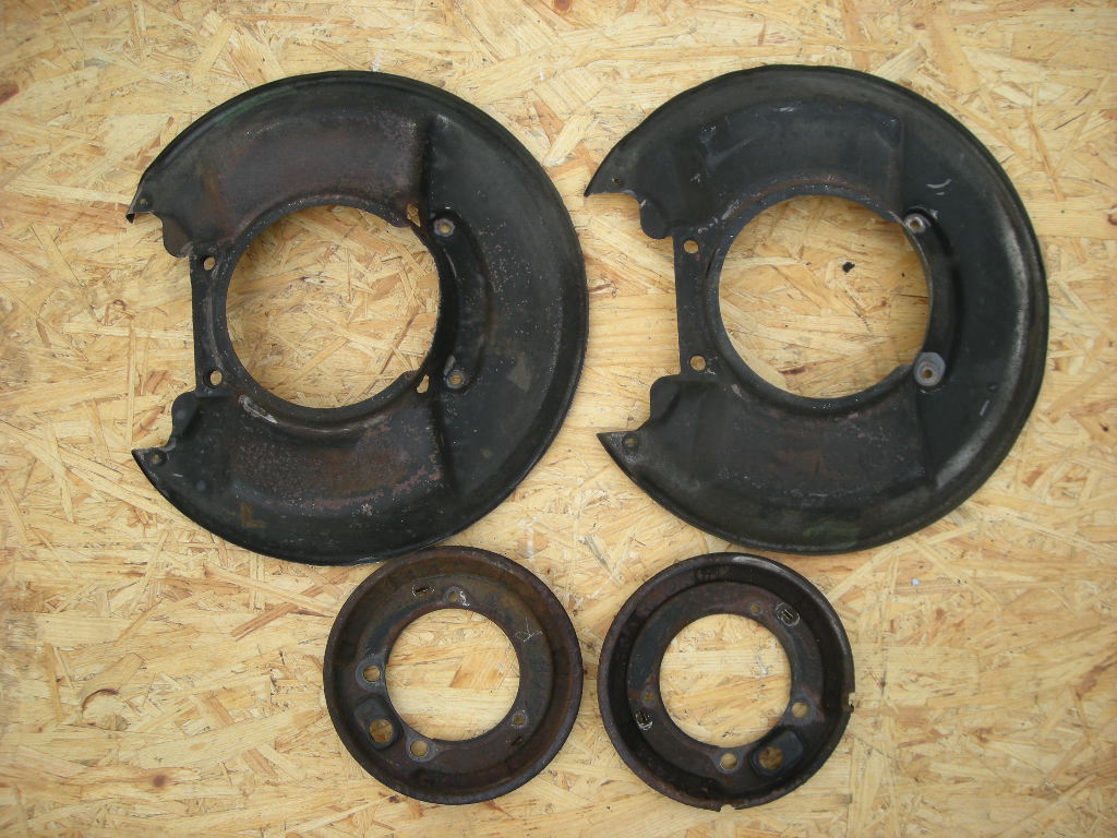 Satz Ankerbleche Bremse für Hinterachse Mercedes R/C107 – Bild 6