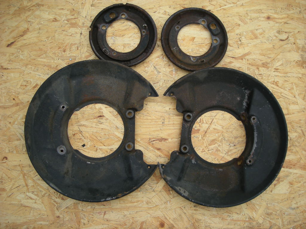 Satz Ankerbleche Bremse für Hinterachse Mercedes R/C107