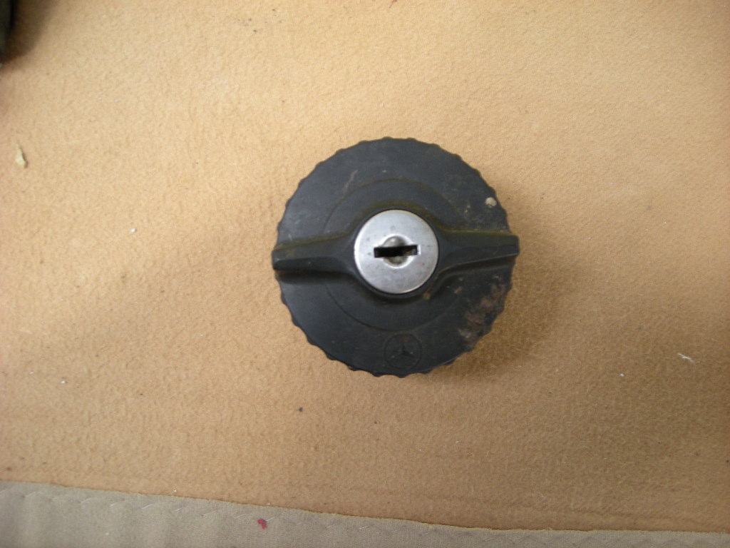 Set: Lenkschloss, Türgriffe, Tankdeckel, für Mercedes W123 Coupe – Bild 7