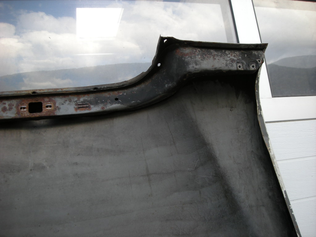 Gebrauchte Motorhaube für Mercedes W110 Heckflosse – Bild 4