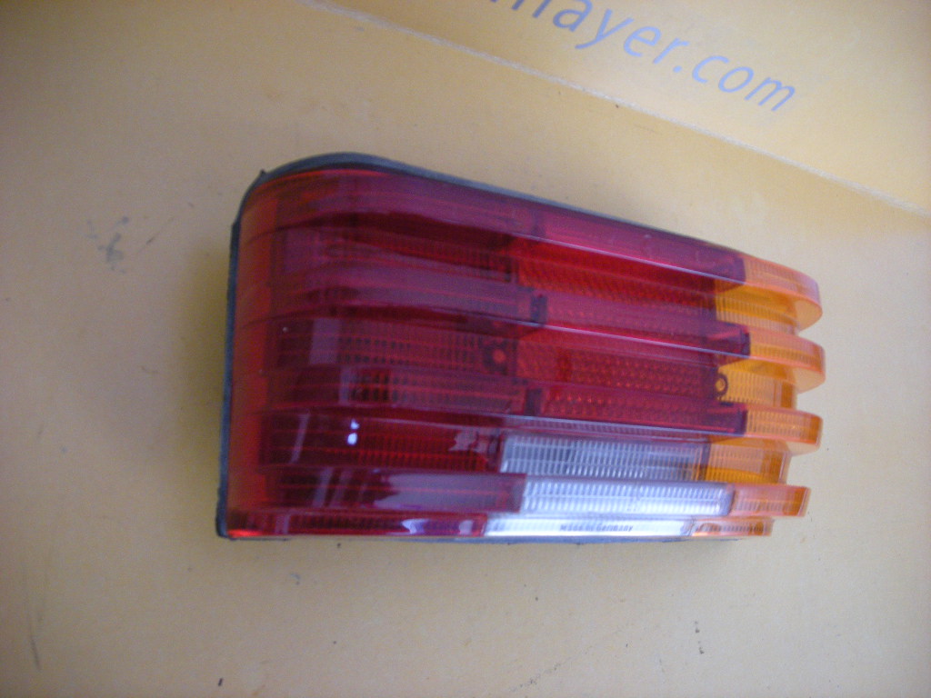 Rücklicht rechts für Mercedes/8 W114/115 Neu orig. SR, späte Ausführung – Bild 3