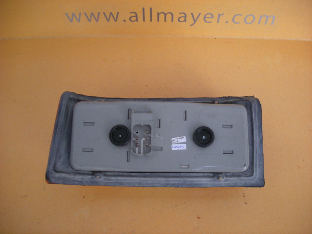 Rücklicht rechts für Mercedes/8 W114/115 Neu orig. SR, späte Ausführung – Bild 4