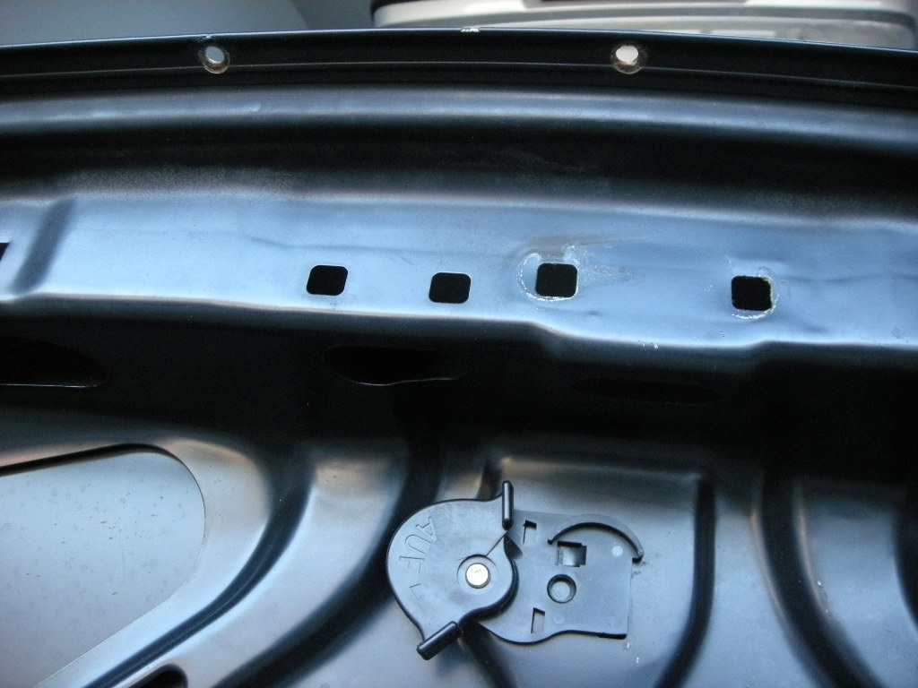 Heckdeckel für Mercedes W126 – Bild 2